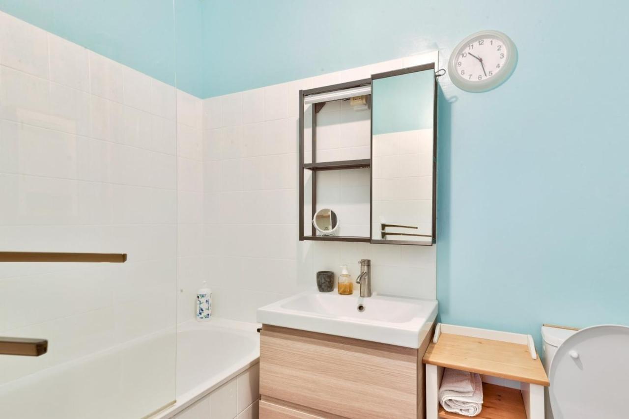 Charming Accommodation For 2 People - Paris Eksteriør billede